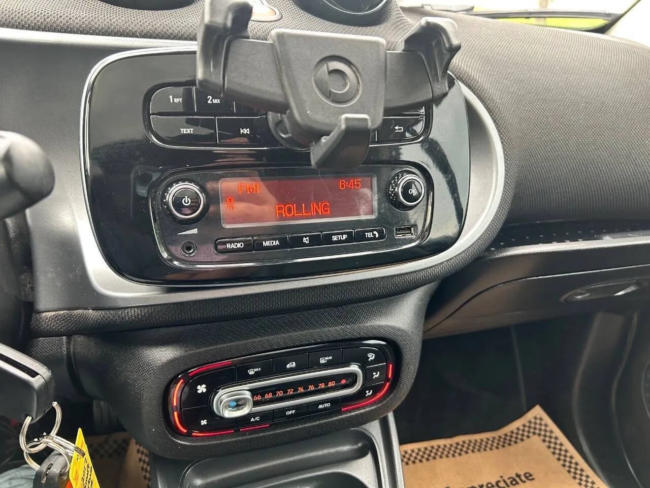 Used 2017 smart fortwo electric drive RWD image 19