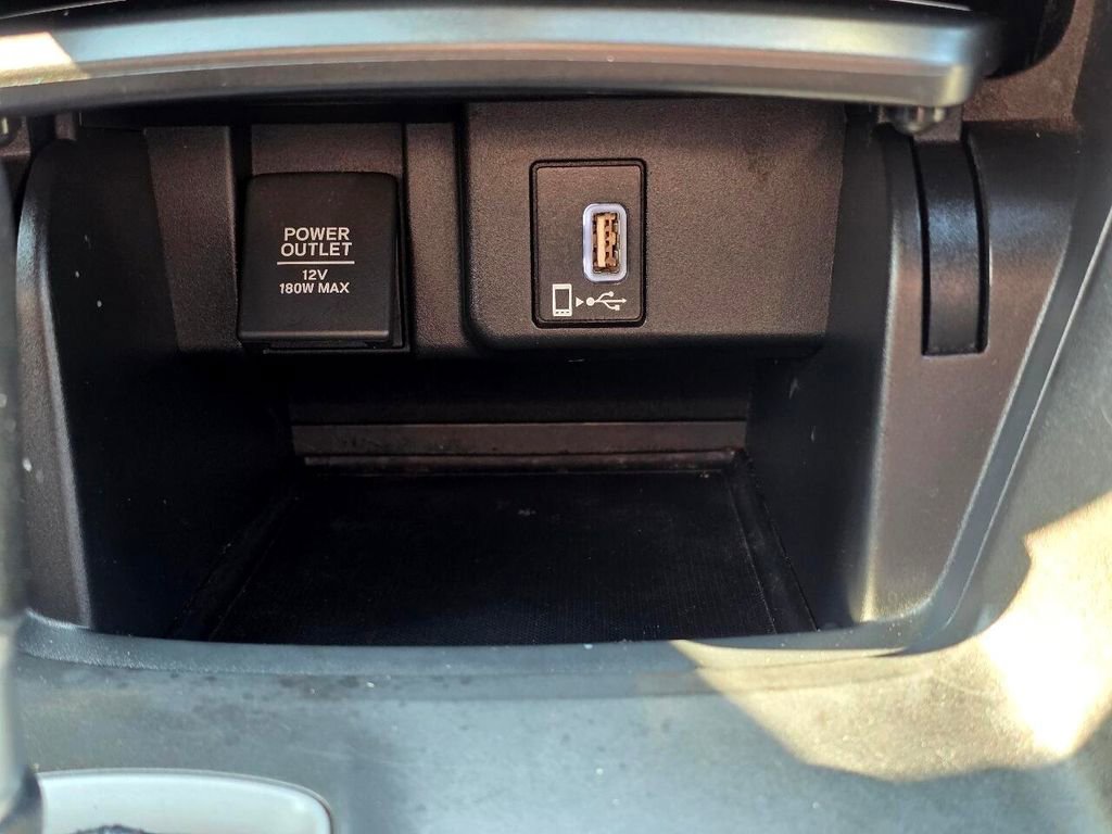 Used 2018 Honda Accord Sport image 28