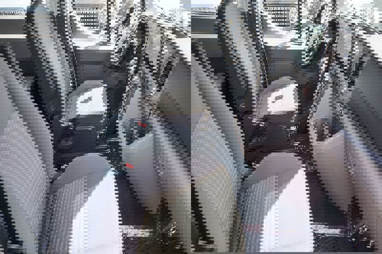 Used 2022 Ford Transit 350 XLT image 14