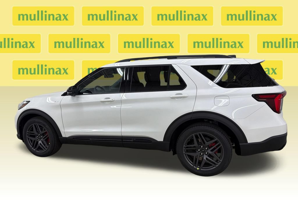 New 2026 Ford Explorer ST-Line w/ ST-Line Street Pack RWD image 10