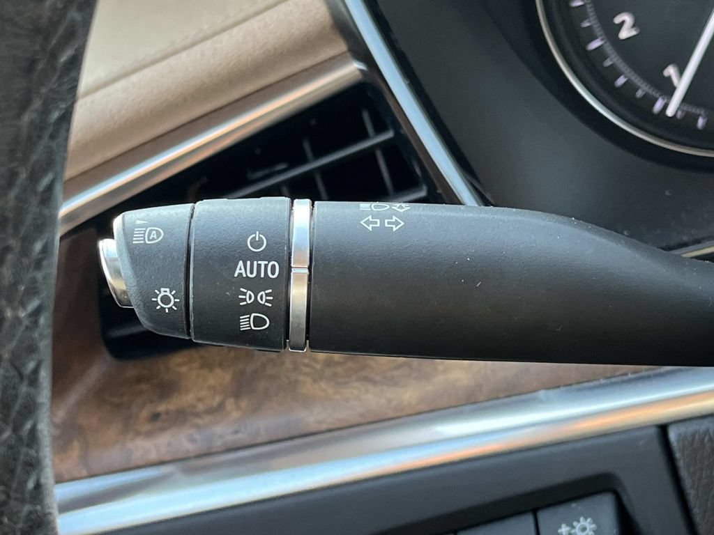 Used 2021 Cadillac XT5 Premium Luxury w/ Platinum Package FWD image 48