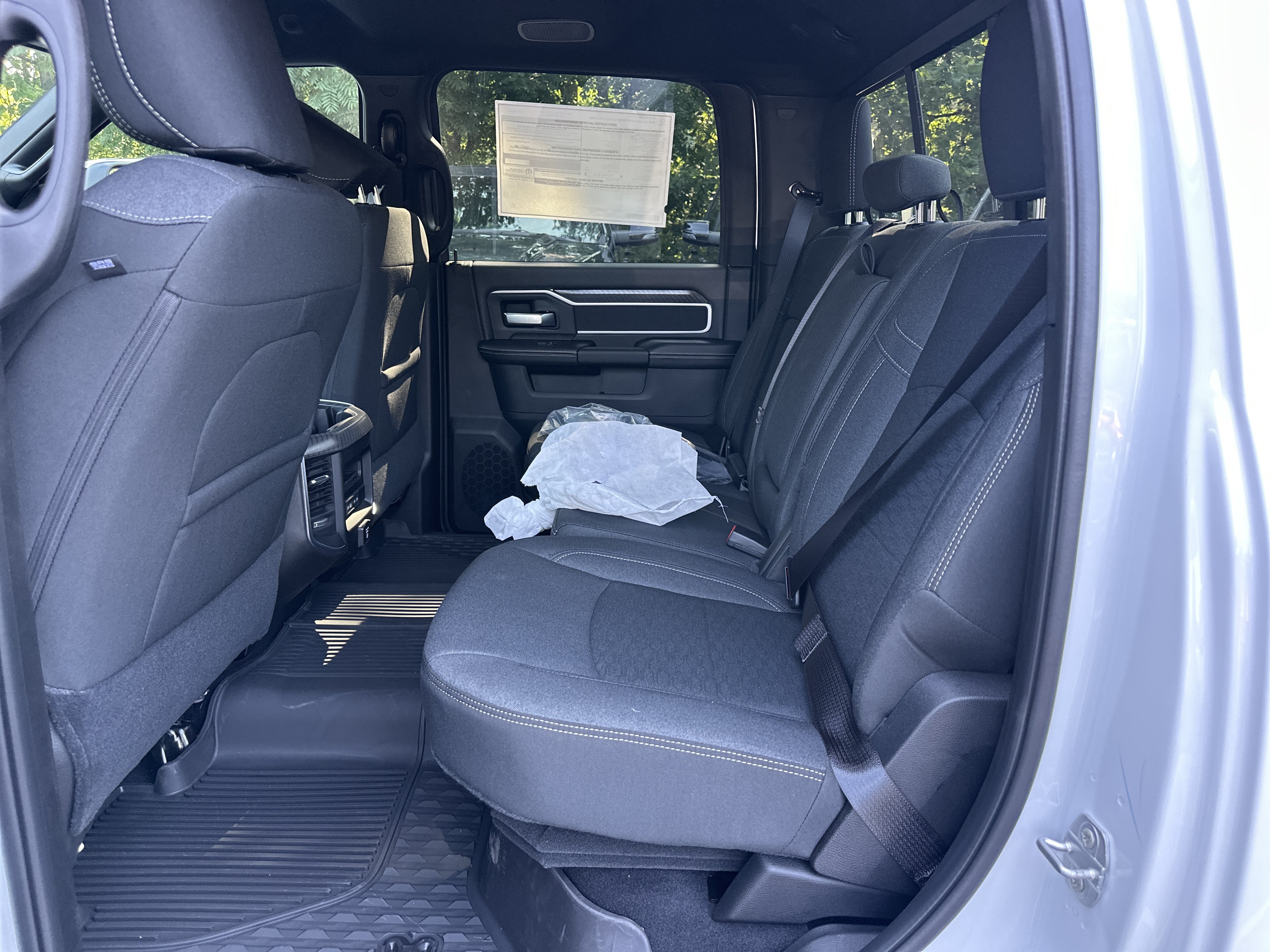 New 2026 RAM 3500 Big Horn AWD/4WD image 31