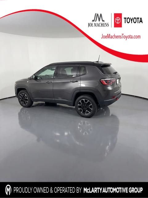 Used 2019 Jeep Compass Trailhawk AWD/4WD image 1