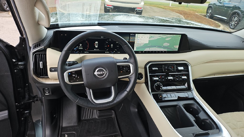 Certified 2025 Nissan Armada Platinum w/ Convenience Package RWD image 8