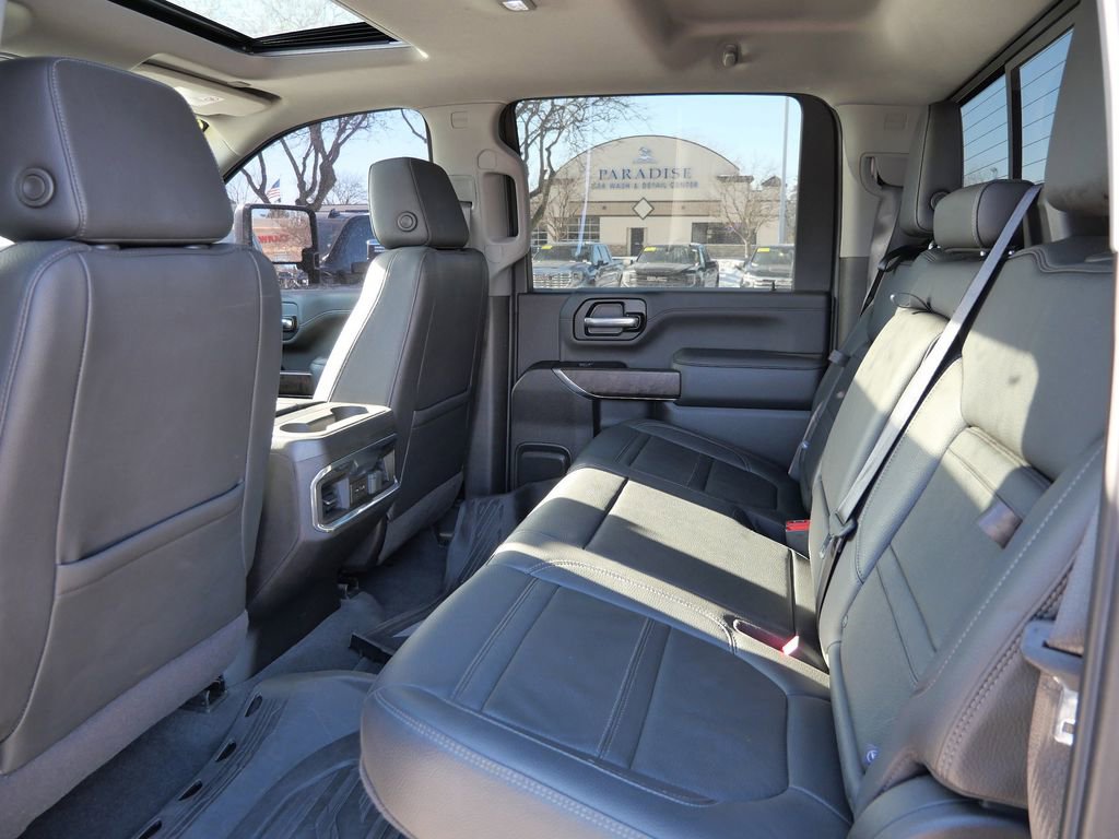 Used 2022 GMC Sierra 3500 Denali w/ Denali Ultimate Package image 12