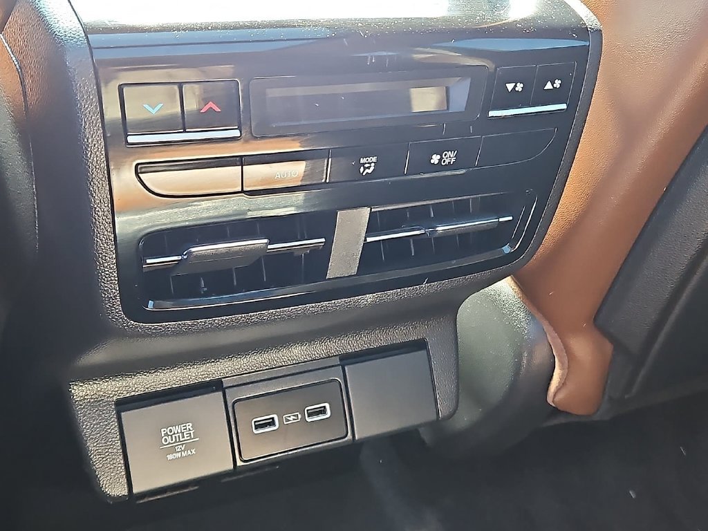 Used 2024 Acura MDX w/ Technology Package FWD image 13