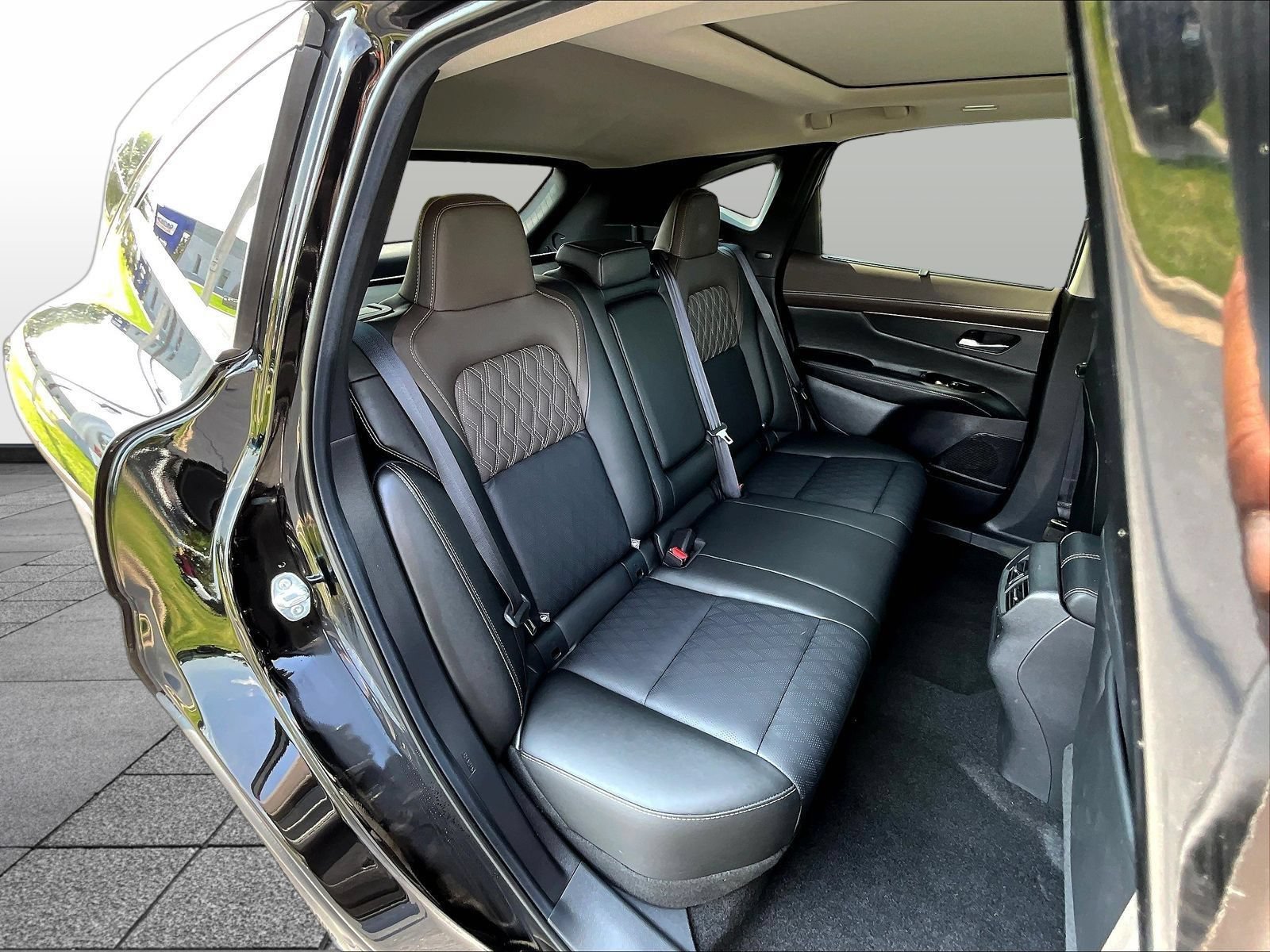 Certified 2025 Nissan Murano Platinum w/ Cargo Package AWD/4WD image 28