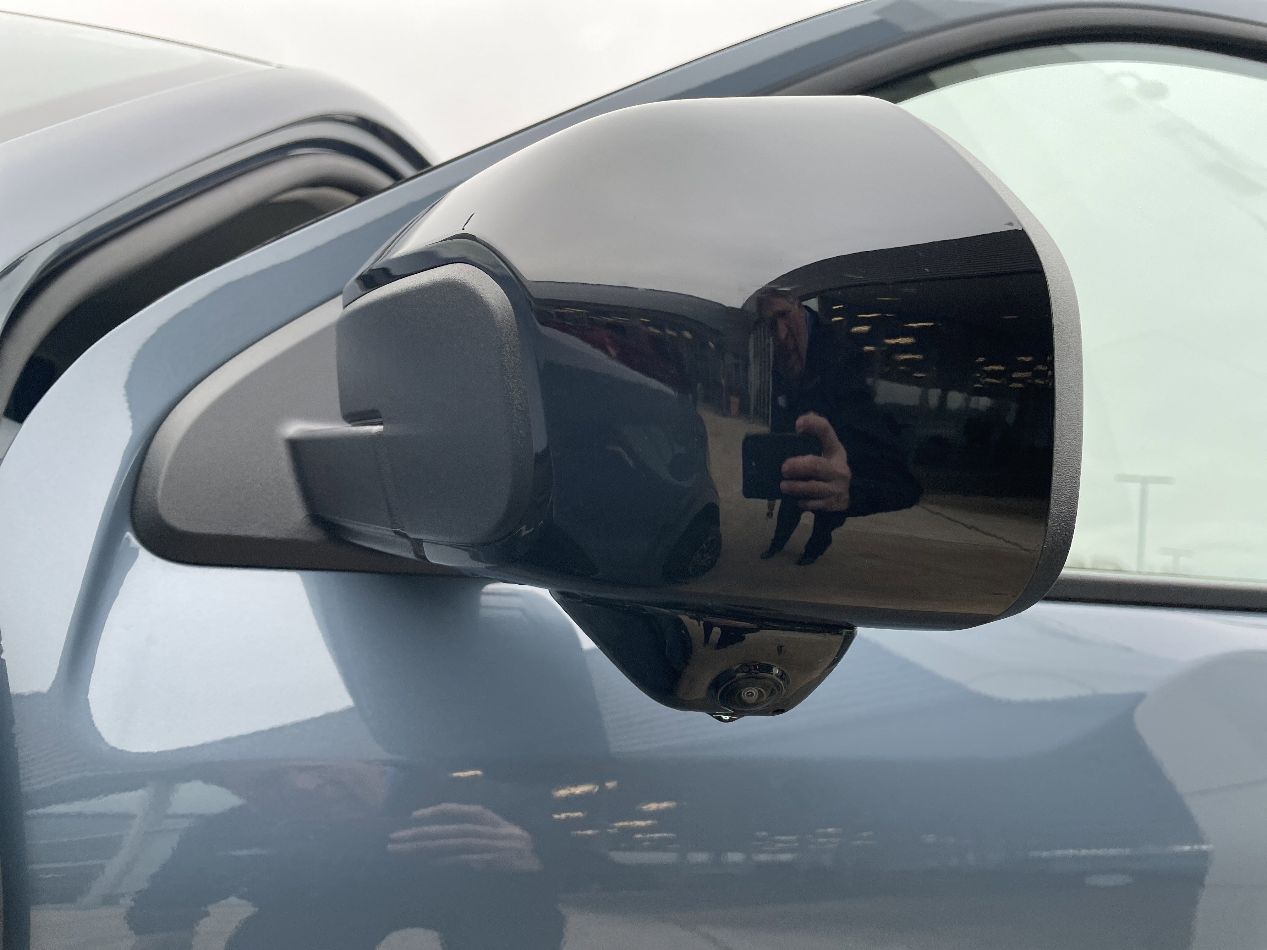 Used 2025 Ford Maverick Lariat w/ 4K Tow Package image 27