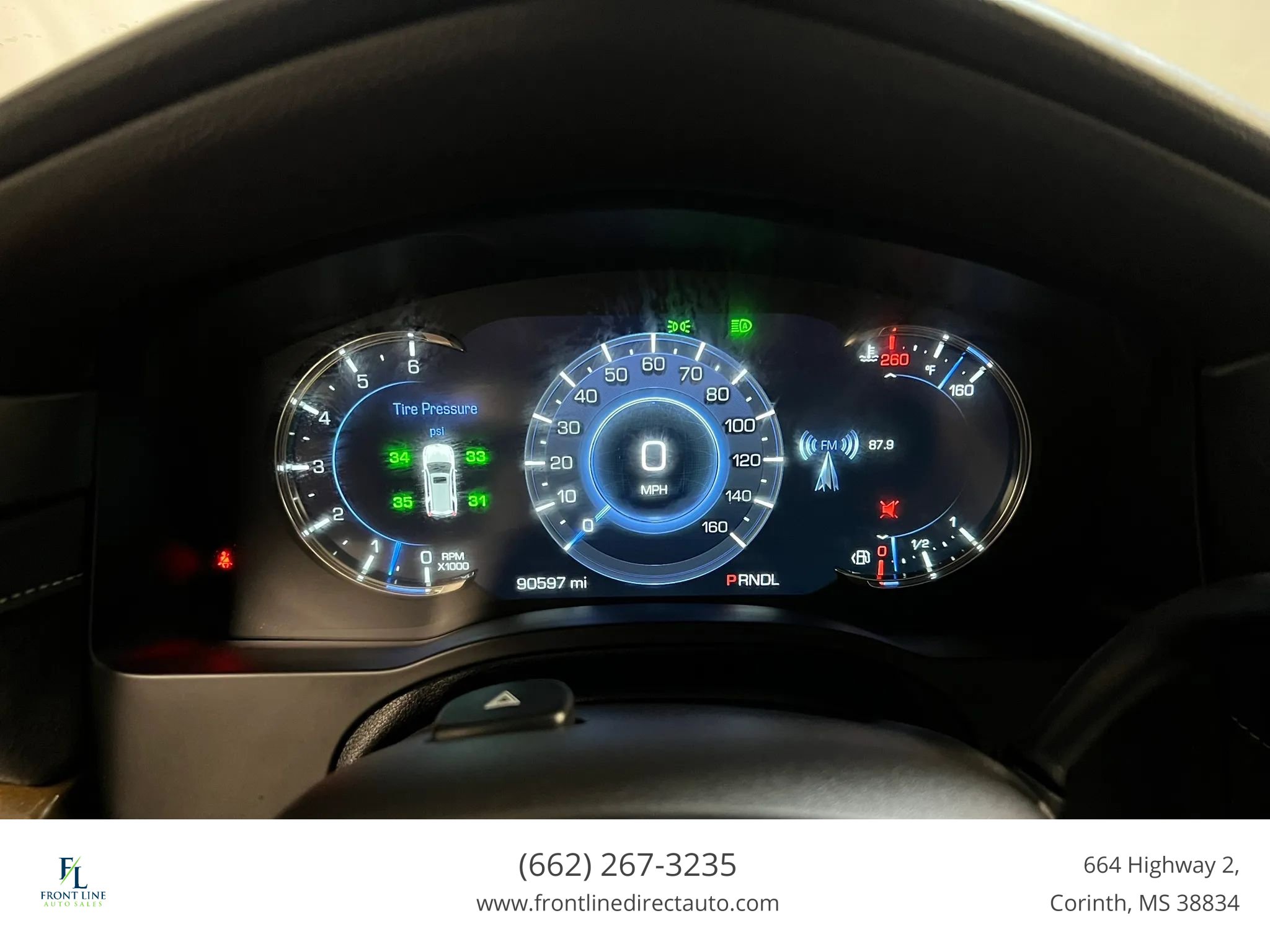 Used 2018 Cadillac Escalade Premium Luxury AWD/4WD image 16