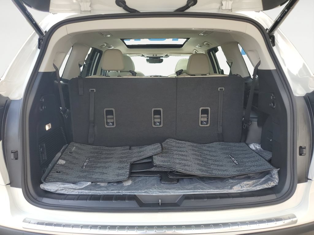 Certified 2026 Subaru Ascent Limited AWD/4WD image 16