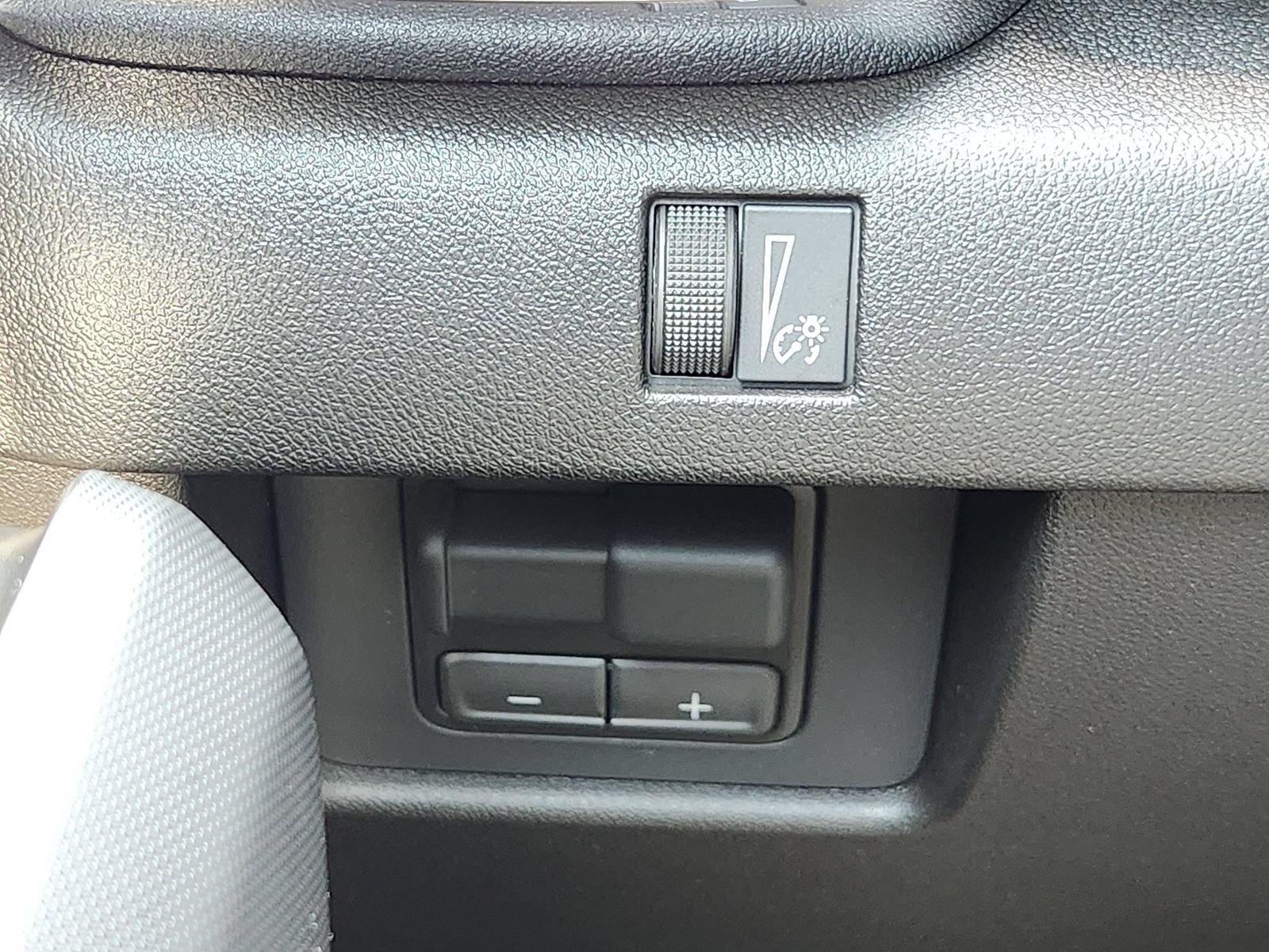 New 2026 GMC Canyon Elevation w/ Convenience Package RWD image 26