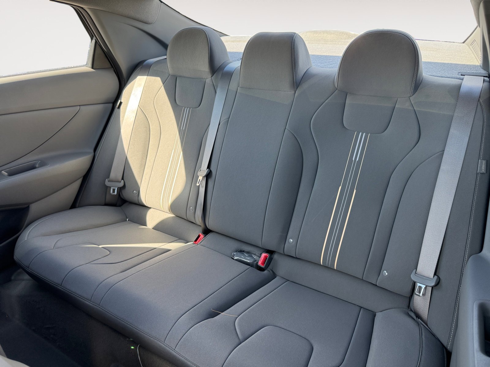 New 2025 Hyundai Elantra Sport image 13