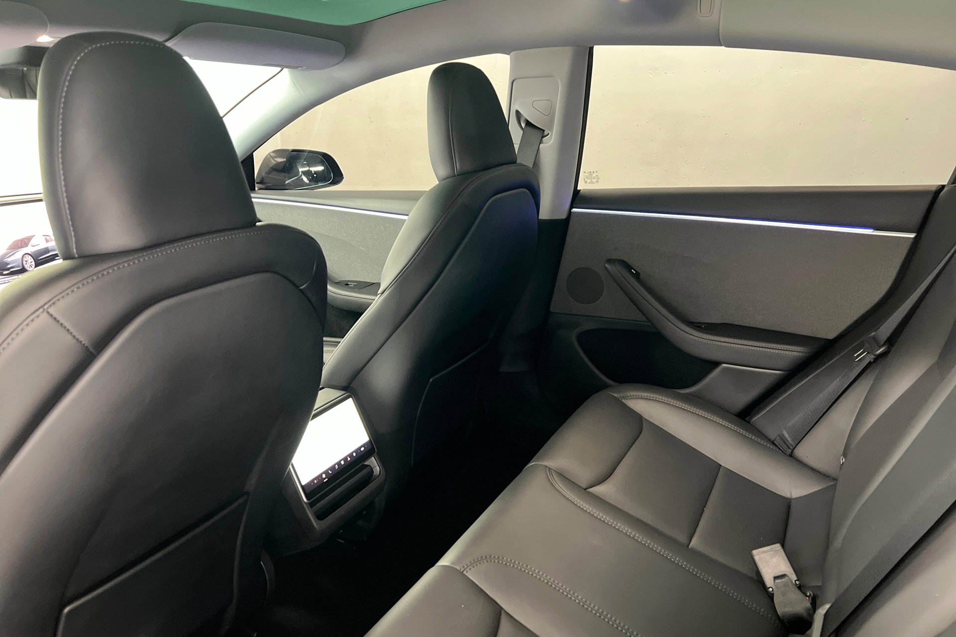 Used 2025 Tesla Model 3 image 20