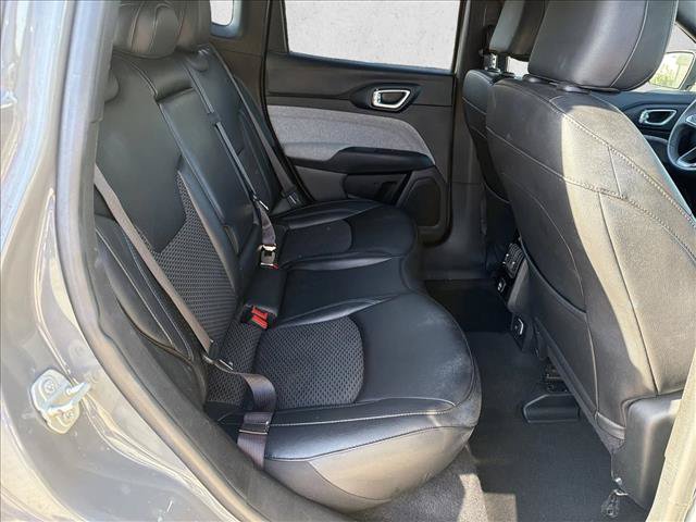 Used 2024 Jeep Compass Latitude AWD/4WD image 23