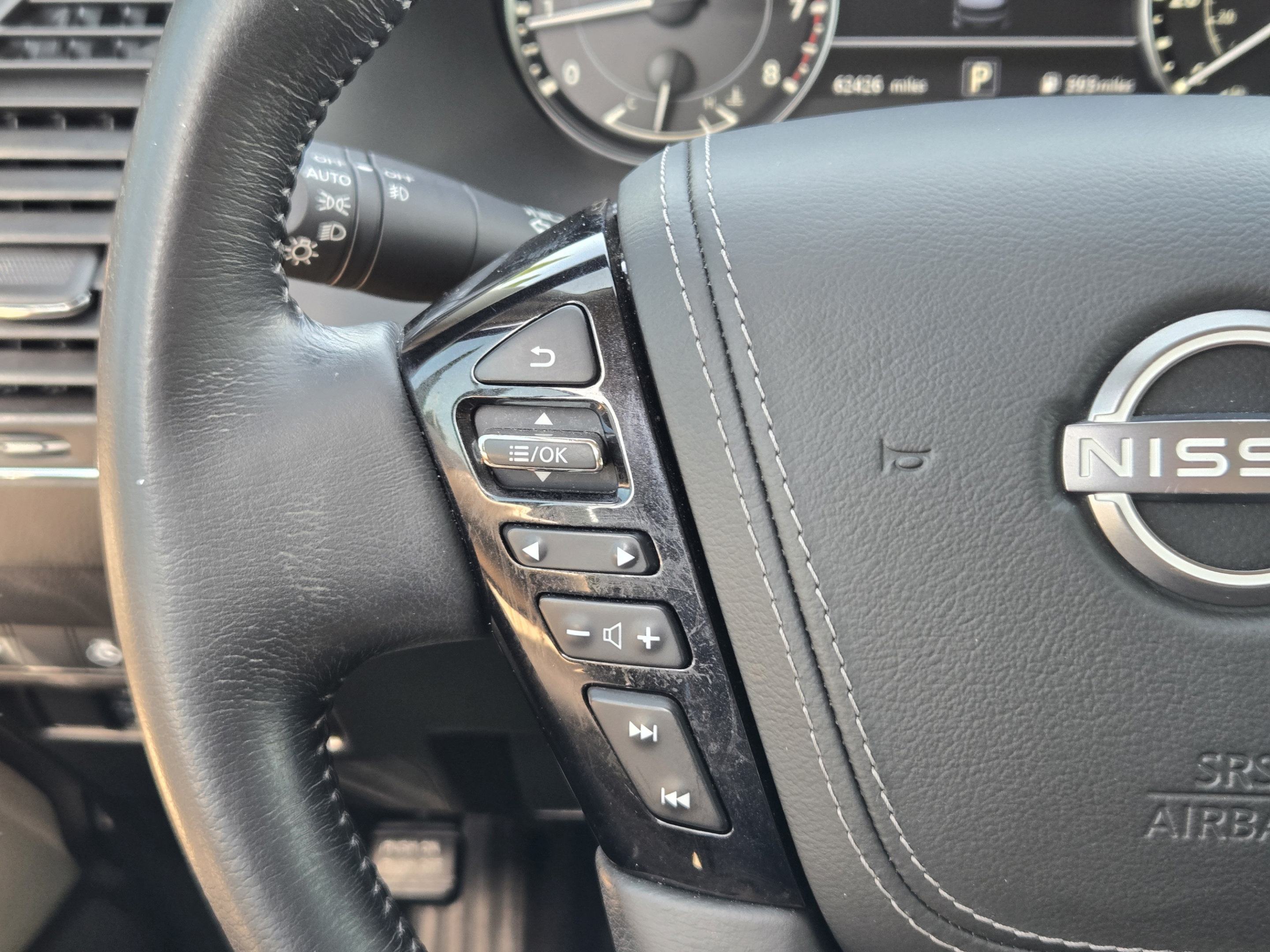 Used 2022 Nissan Armada Platinum RWD image 28