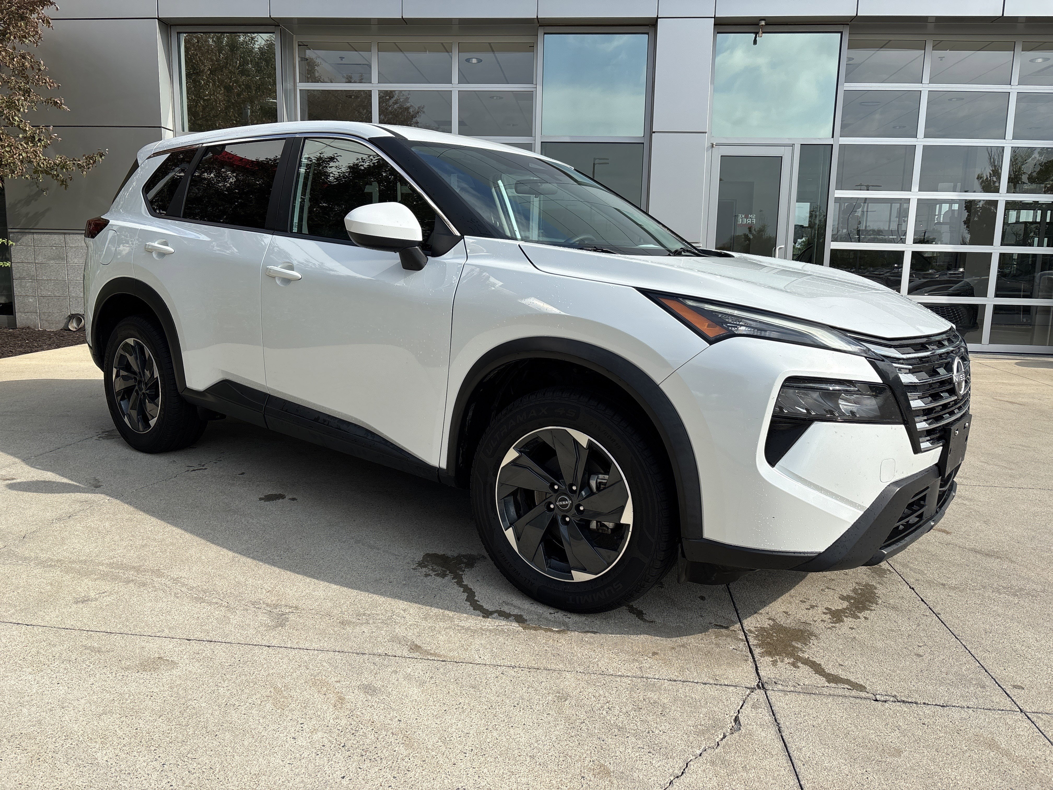 Used 2024 Nissan Rogue SV AWD/4WD video 2
