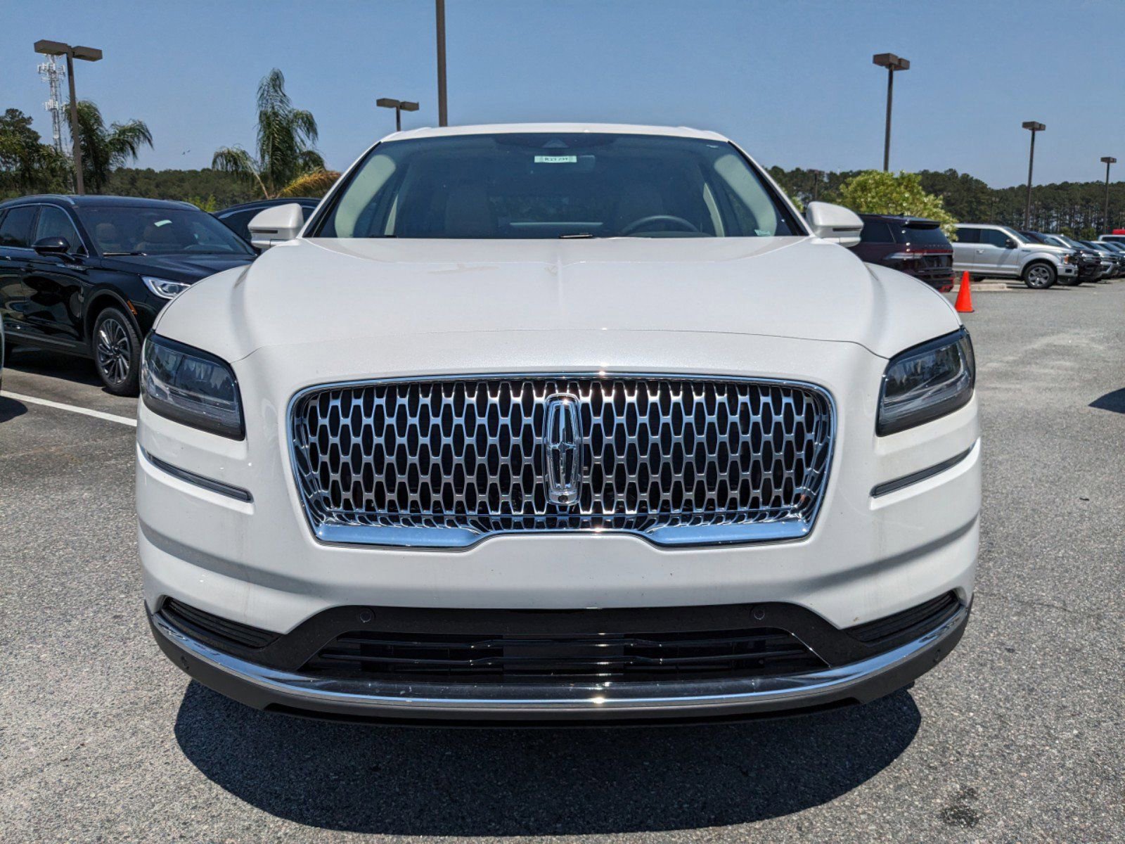 Certified 2023 Lincoln Nautilus Reserve w/ Equipment Group 201A image 12