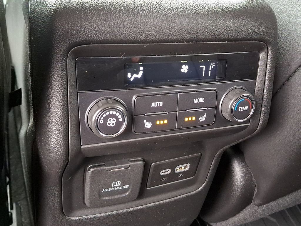 Used 2023 GMC Acadia AT4 w/ Technology Package image 12