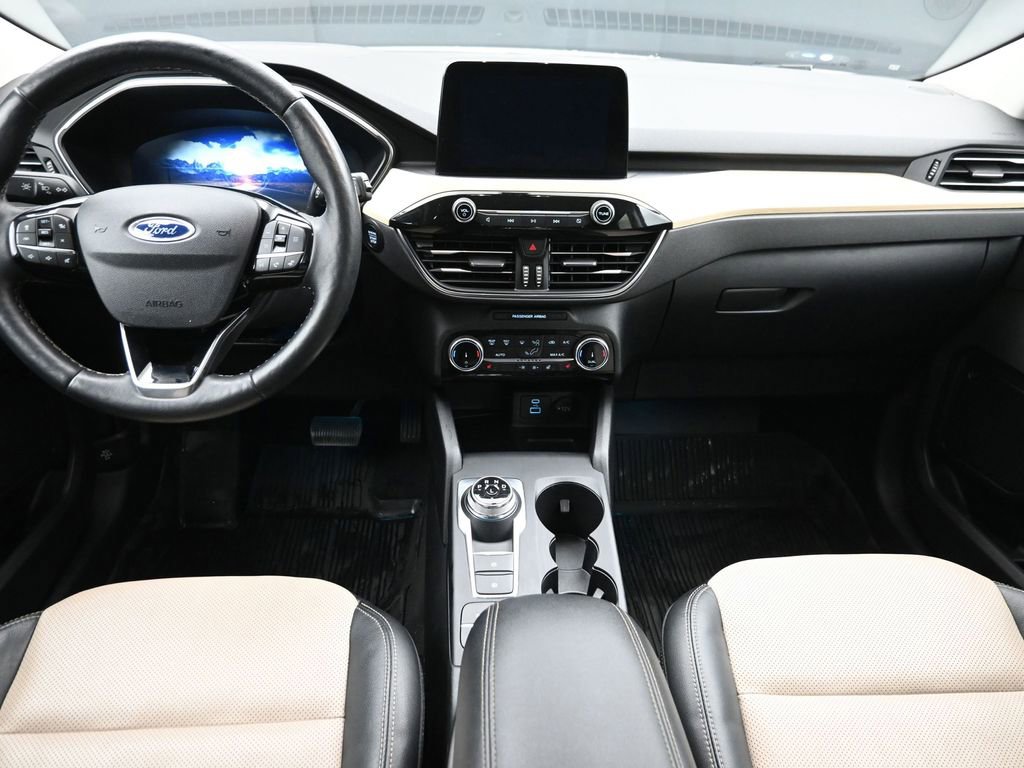 Used 2022 Ford Escape Titanium w/ Titanium Elite Package image 13