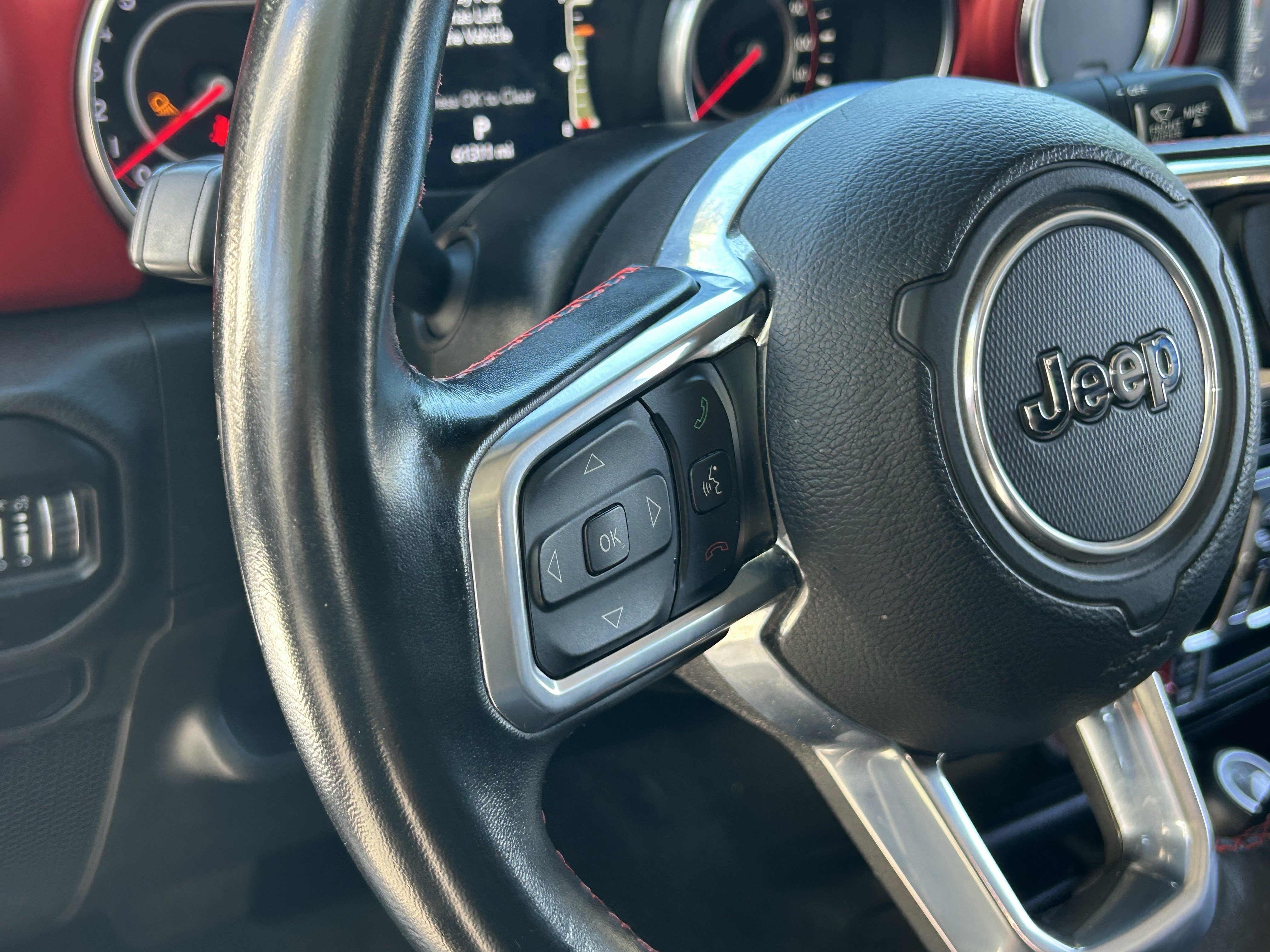 Used 2020 Jeep Gladiator Rubicon AWD/4WD image 28