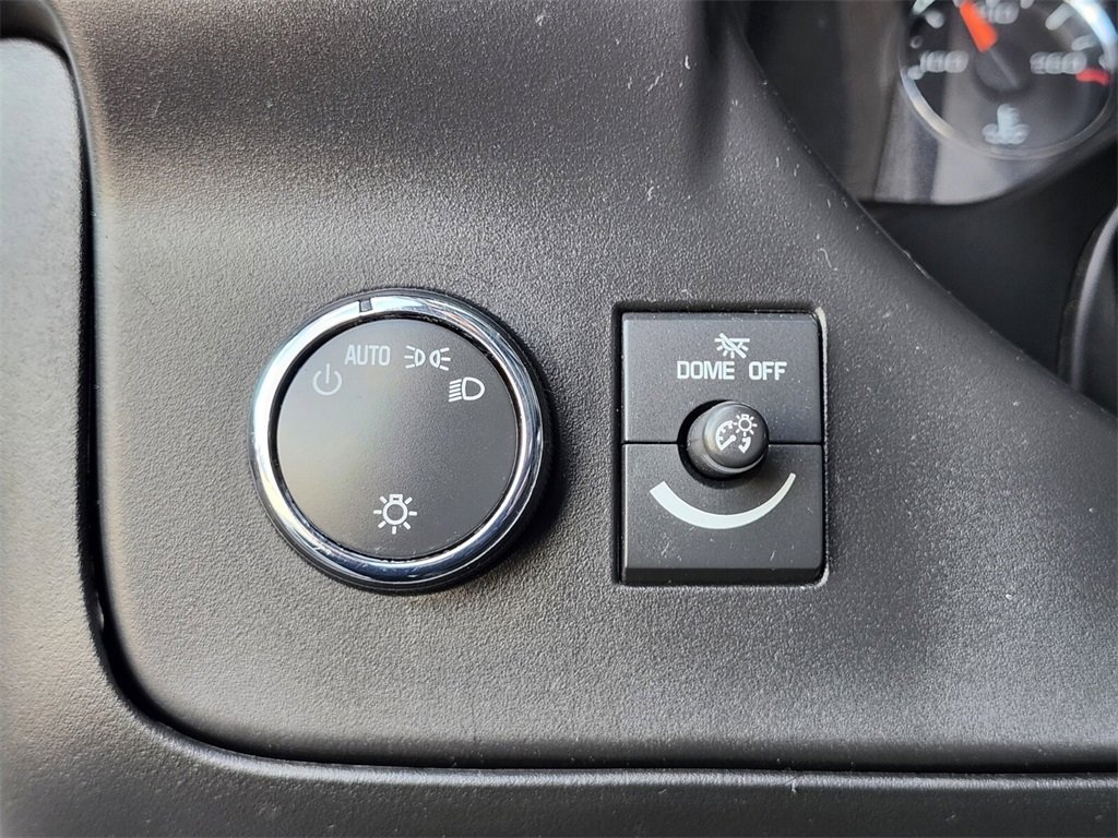 Used 2023 GMC Savana 2500 w/ Driver Convenience Package image 16