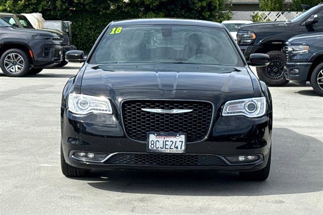Used 2018 Chrysler 300 S w/ 300S Premium Group 2 image 11