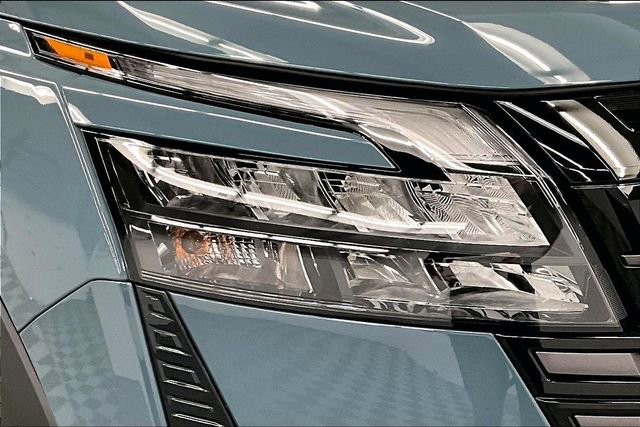 New 2026 Nissan Pathfinder Platinum image 14