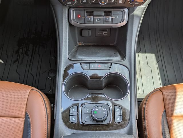Used 2020 GMC Acadia AT4 w/ Driver Alert Package II AWD/4WD image 19