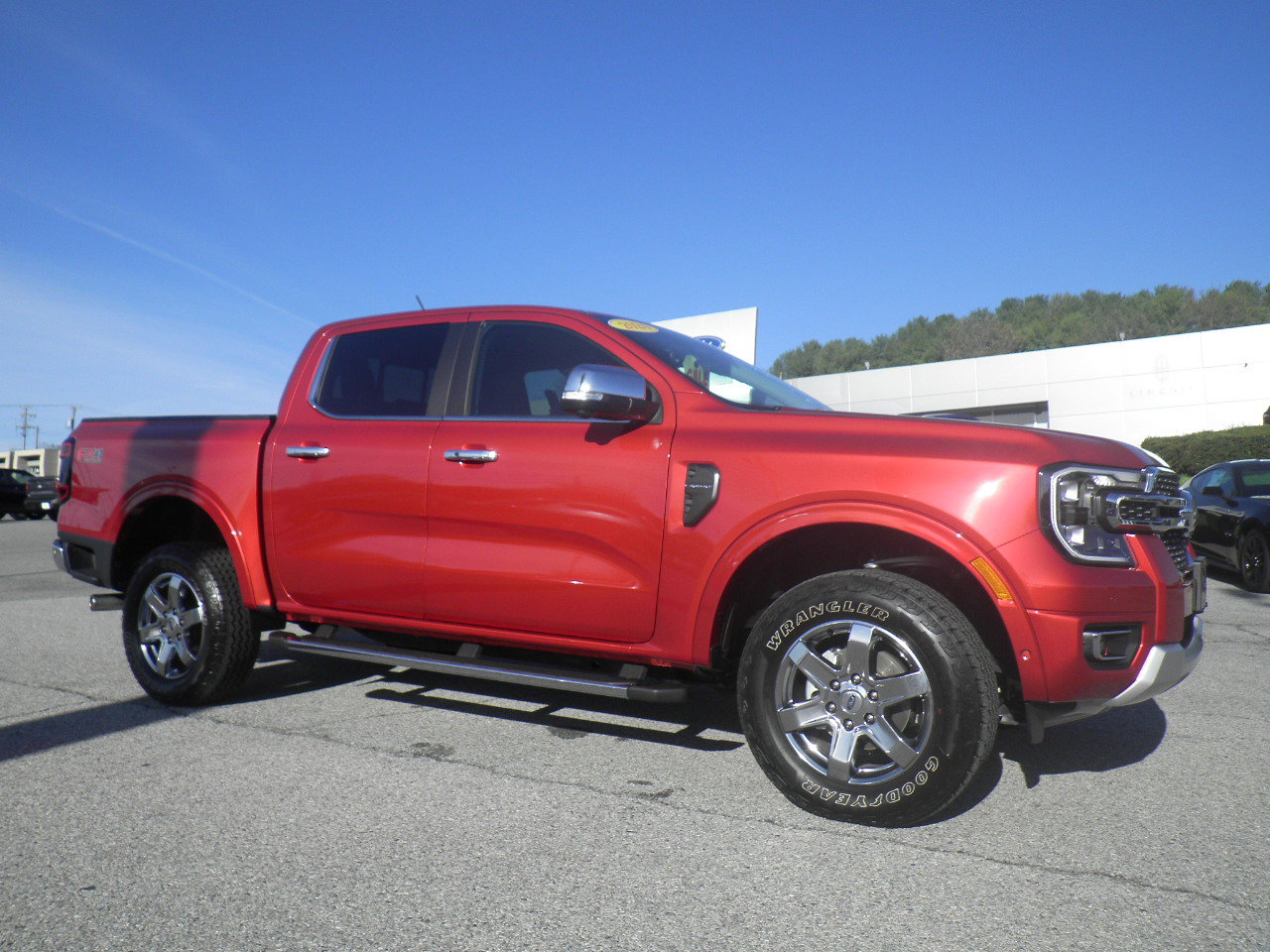 Certified 2024 Ford Ranger Lariat w/ FX4 Off-Road Package image 8