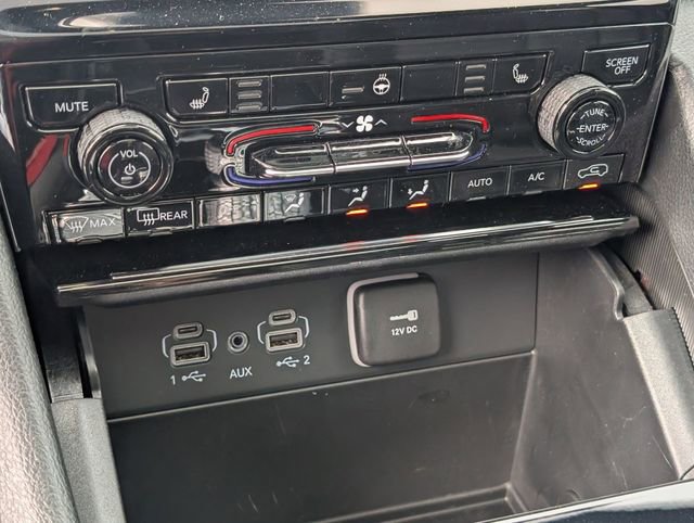 New 2025 Jeep Grand Cherokee Limited image 21