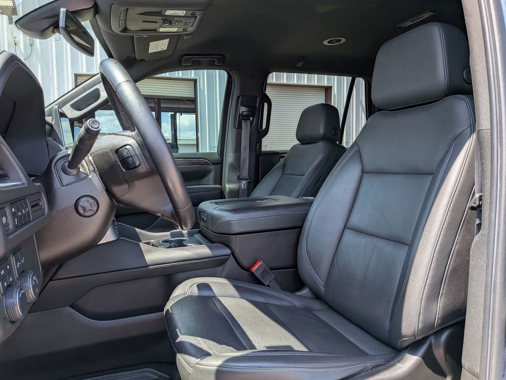 Used 2021 Chevrolet Tahoe LT w/ Luxury Package AWD/4WD image 14