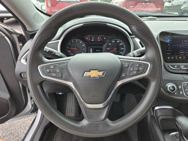 Used 2022 Chevrolet Malibu LT FWD image 31