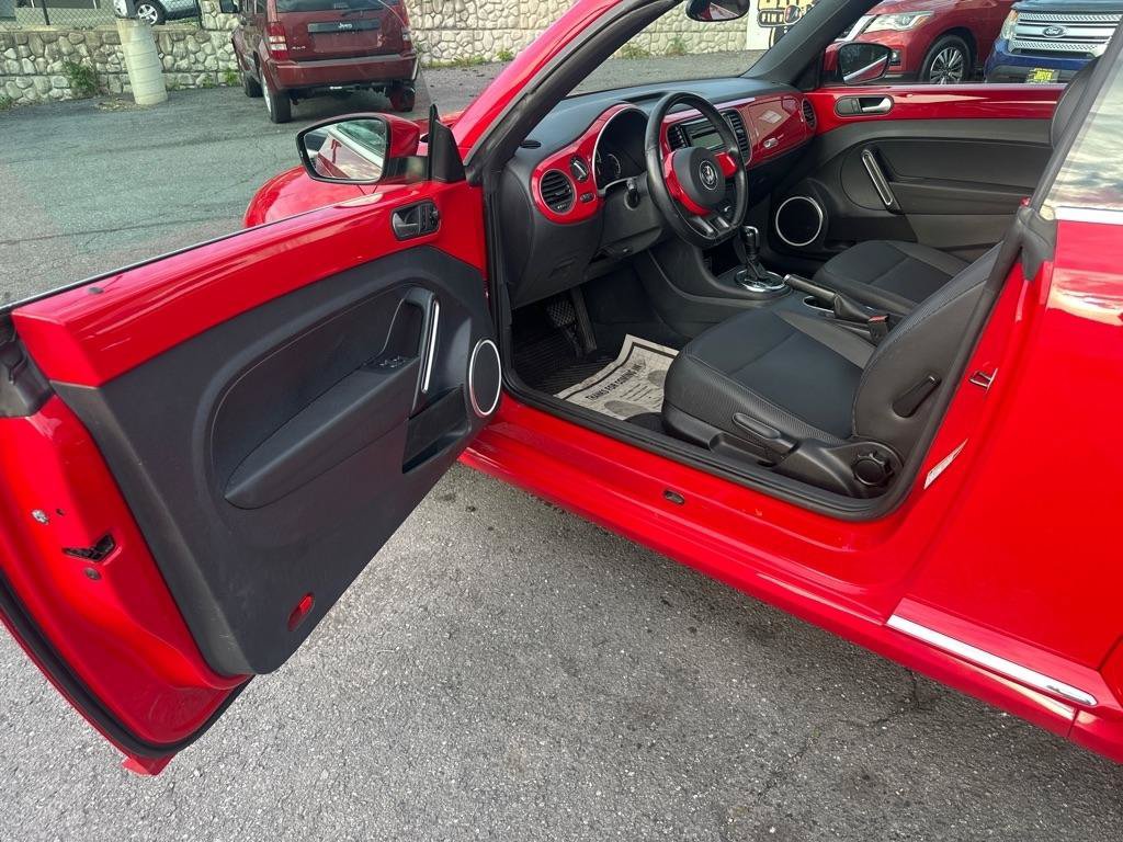 Used 2013 Volkswagen Beetle 2.5 FWD image 12