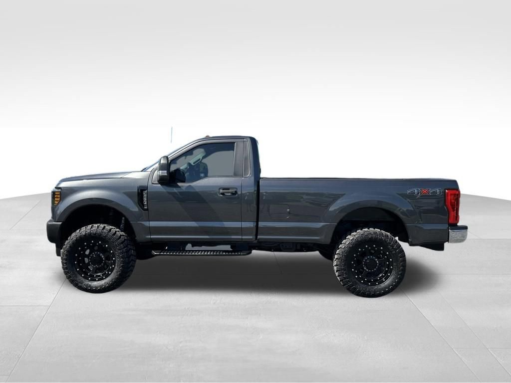 Used 2017 Ford F250 XL w/ Power Equipment Group AWD/4WD image 9