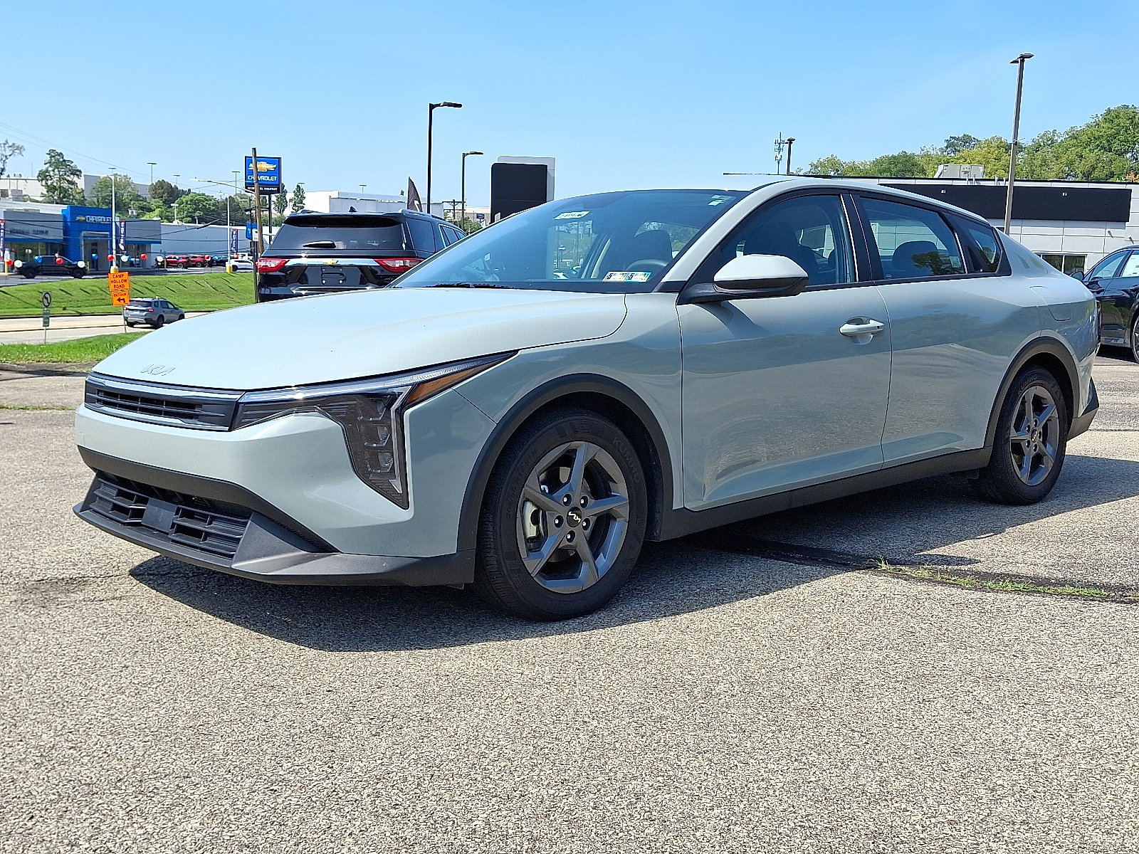 Used 2025 Kia K4 FWD image 3