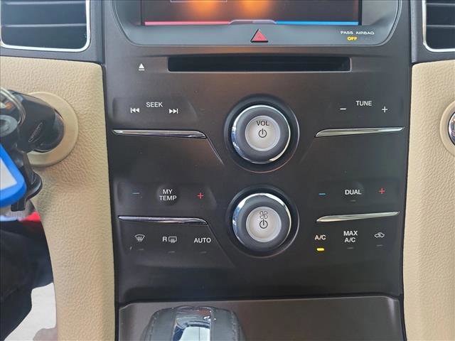 Used 2013 Ford Taurus SEL FWD image 13