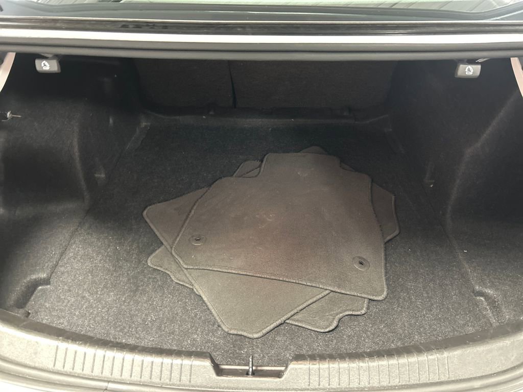 Used 2024 Chevrolet Malibu LT w/ Sport Edition image 24