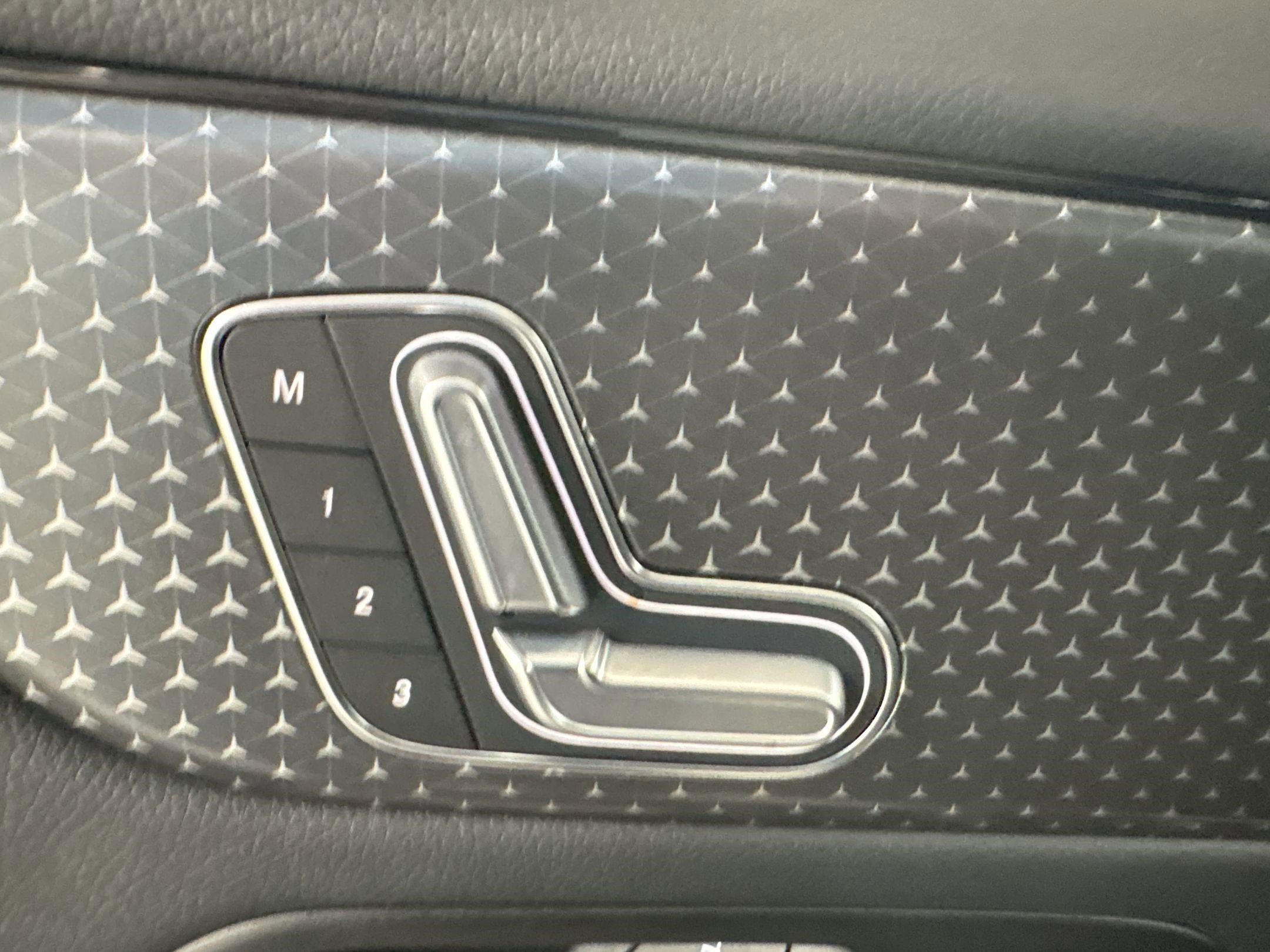 Certified 2025 Mercedes-Benz GLA 250 image 22