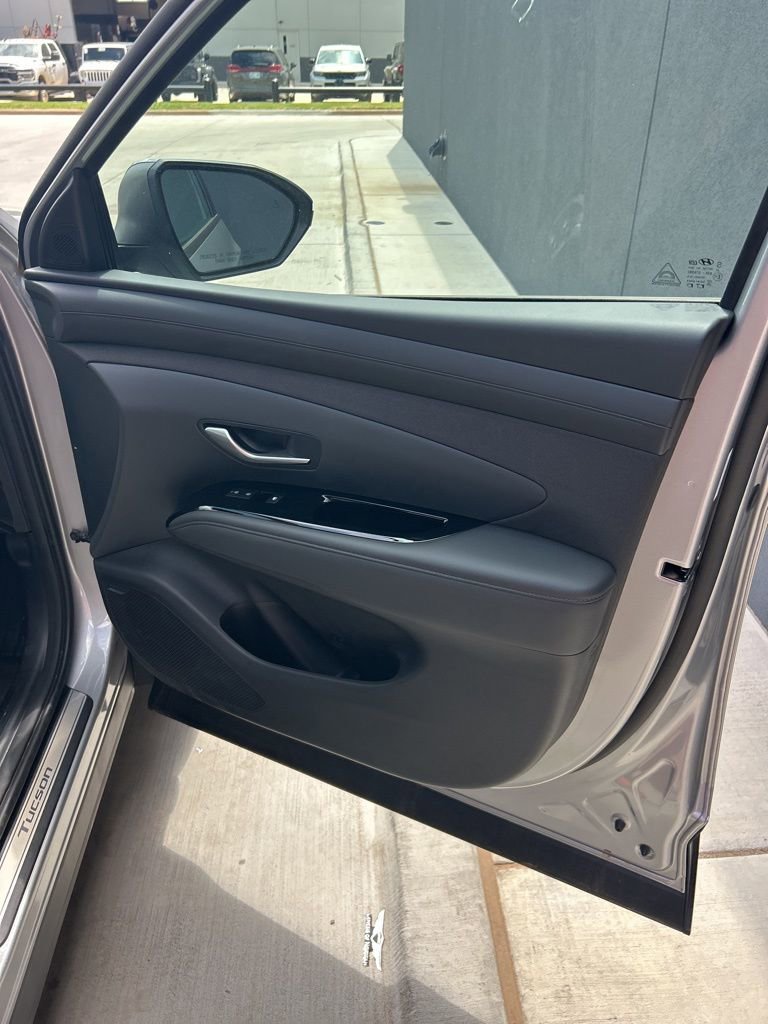 Certified 2026 Hyundai Tucson Limited image 15