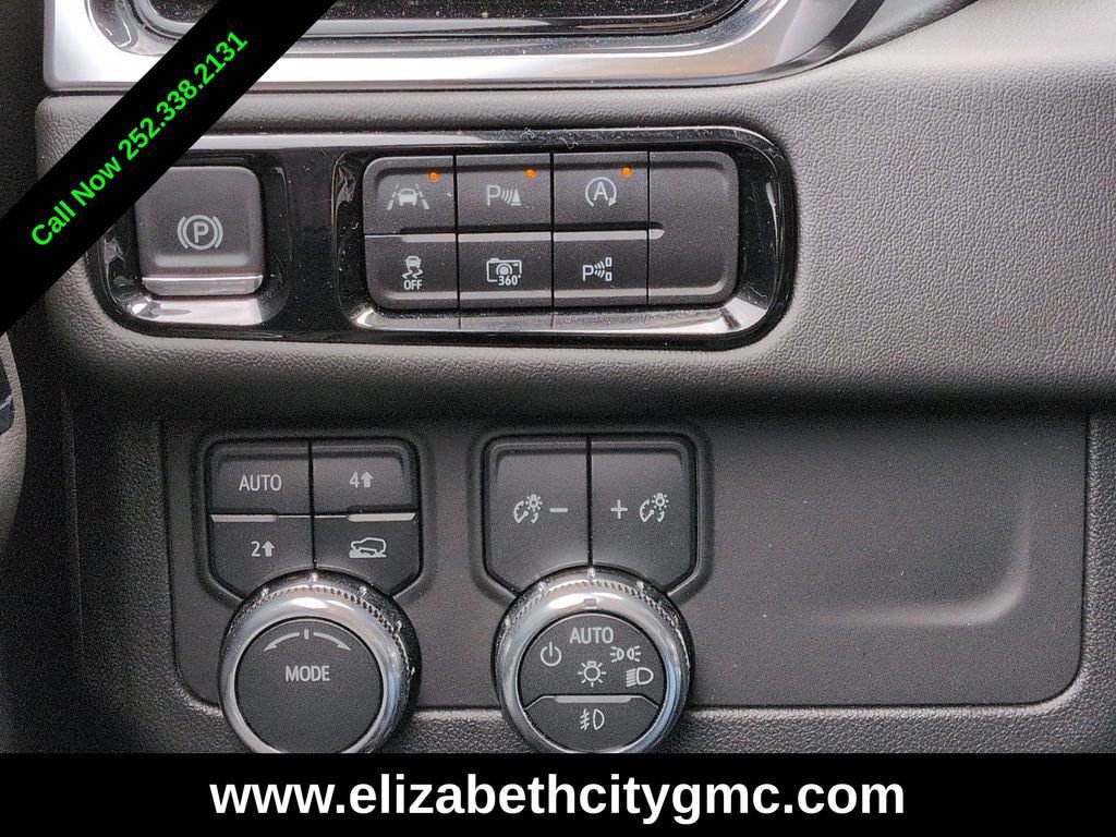 Used 2025 GMC Yukon XL Denali AWD/4WD image 25