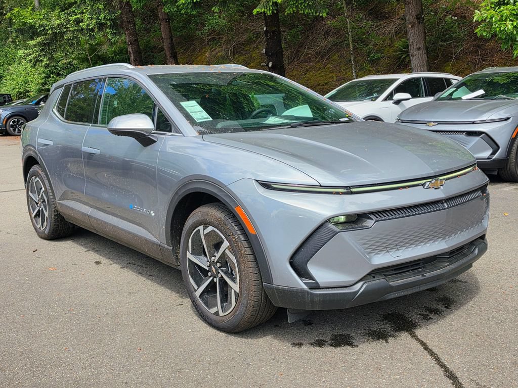 New 2026 Chevrolet Equinox EV LT AWD/4WD image 7