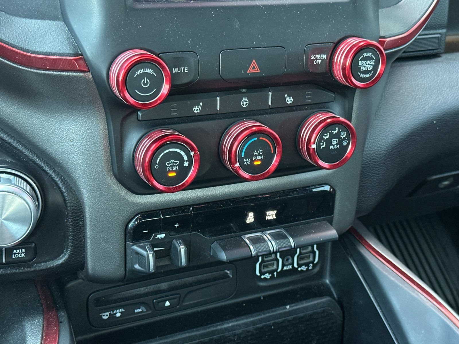 Used 2019 RAM 1500 Rebel w/ Rebel Level 1 Equipment Group AWD/4WD image 18