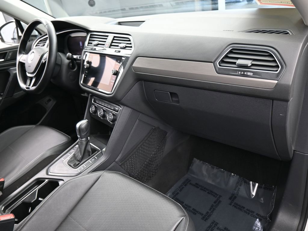 Used 2019 Volkswagen Tiguan SEL image 46