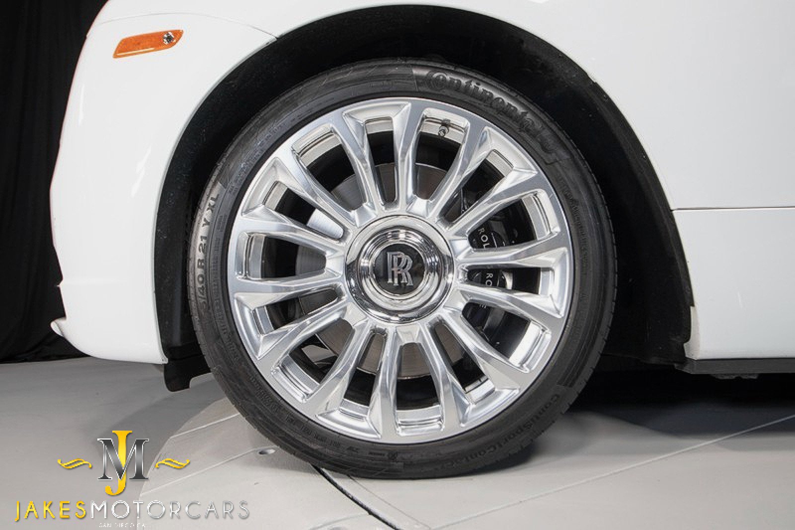 Used 2020 Rolls-Royce Dawn RWD image 60