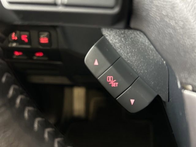 Used 2018 Subaru Forester Touring AWD/4WD image 13