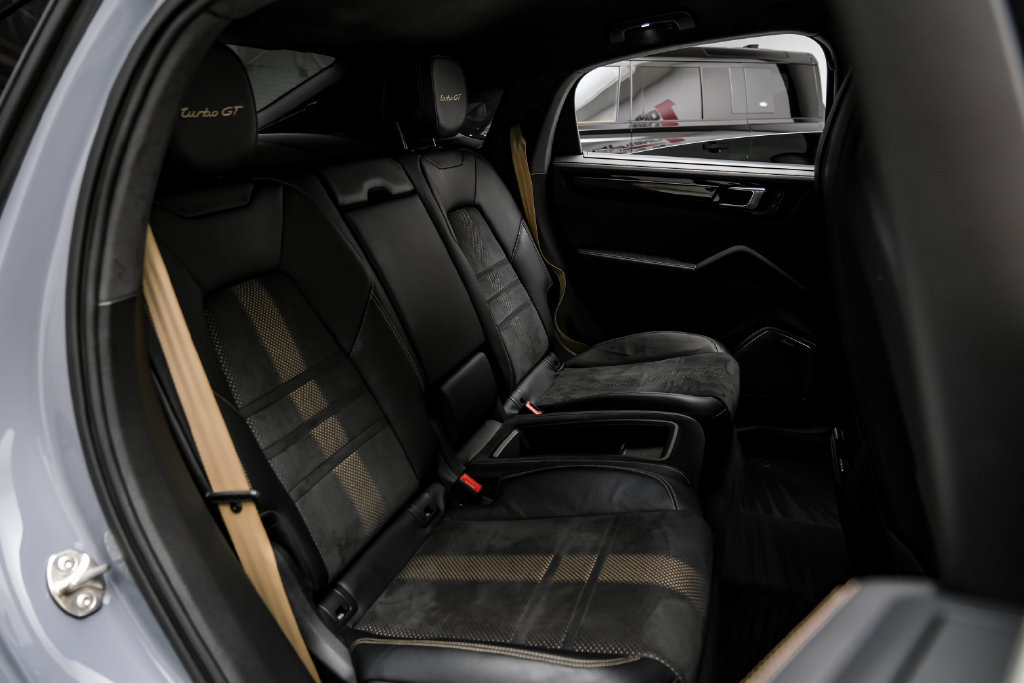 Used 2023 Porsche Cayenne Turbo GT AWD/4WD image 39