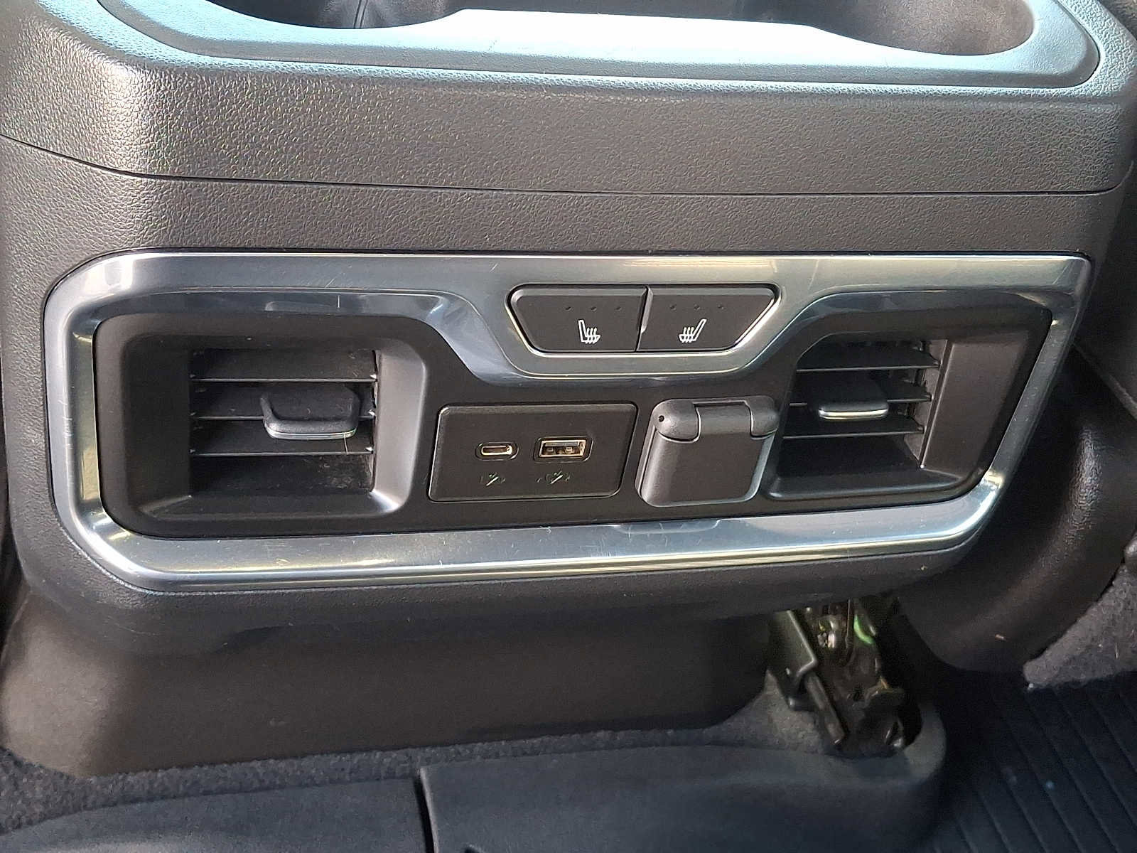 Used 2020 GMC Sierra 1500 AT4 w/ AT4 Premium Package image 11