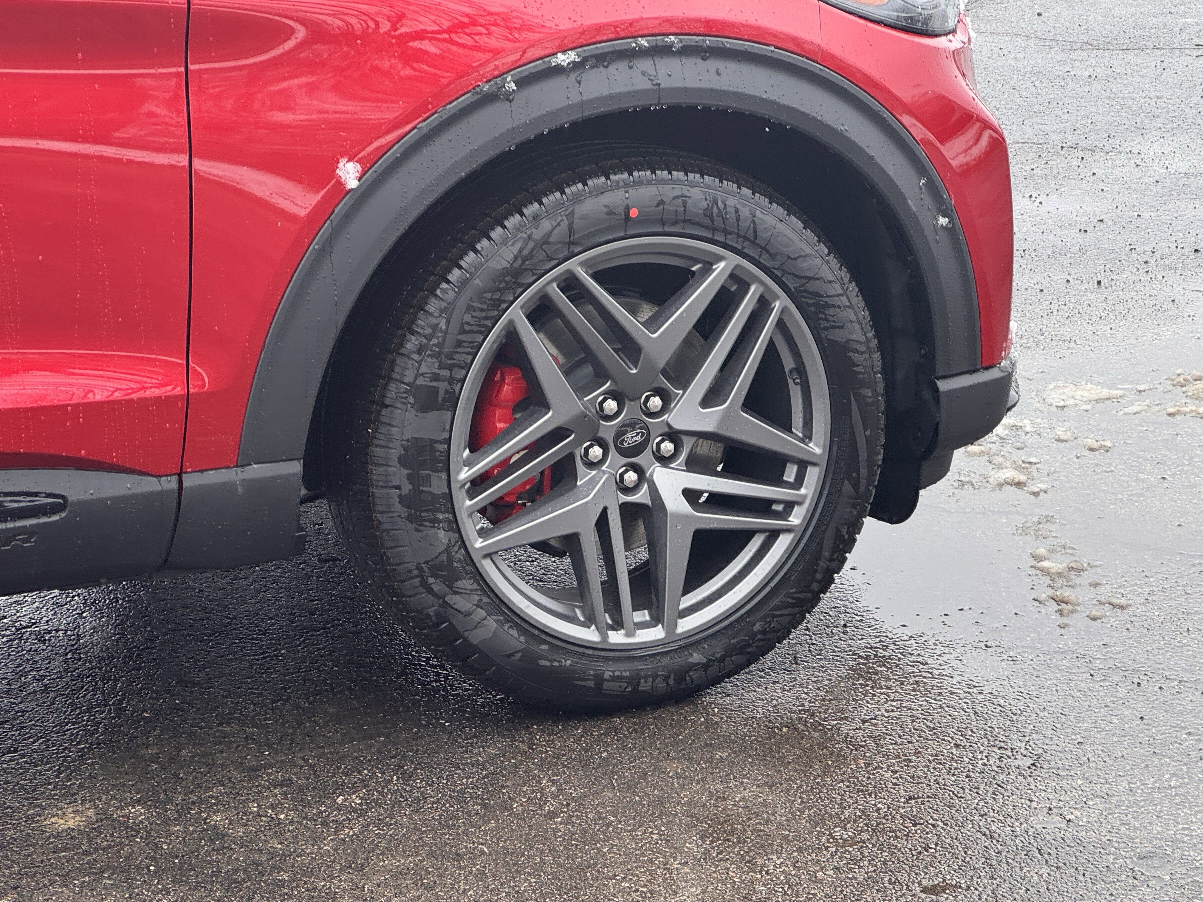 New 2026 Ford Explorer ST w/ Sun And Sound Package image 6