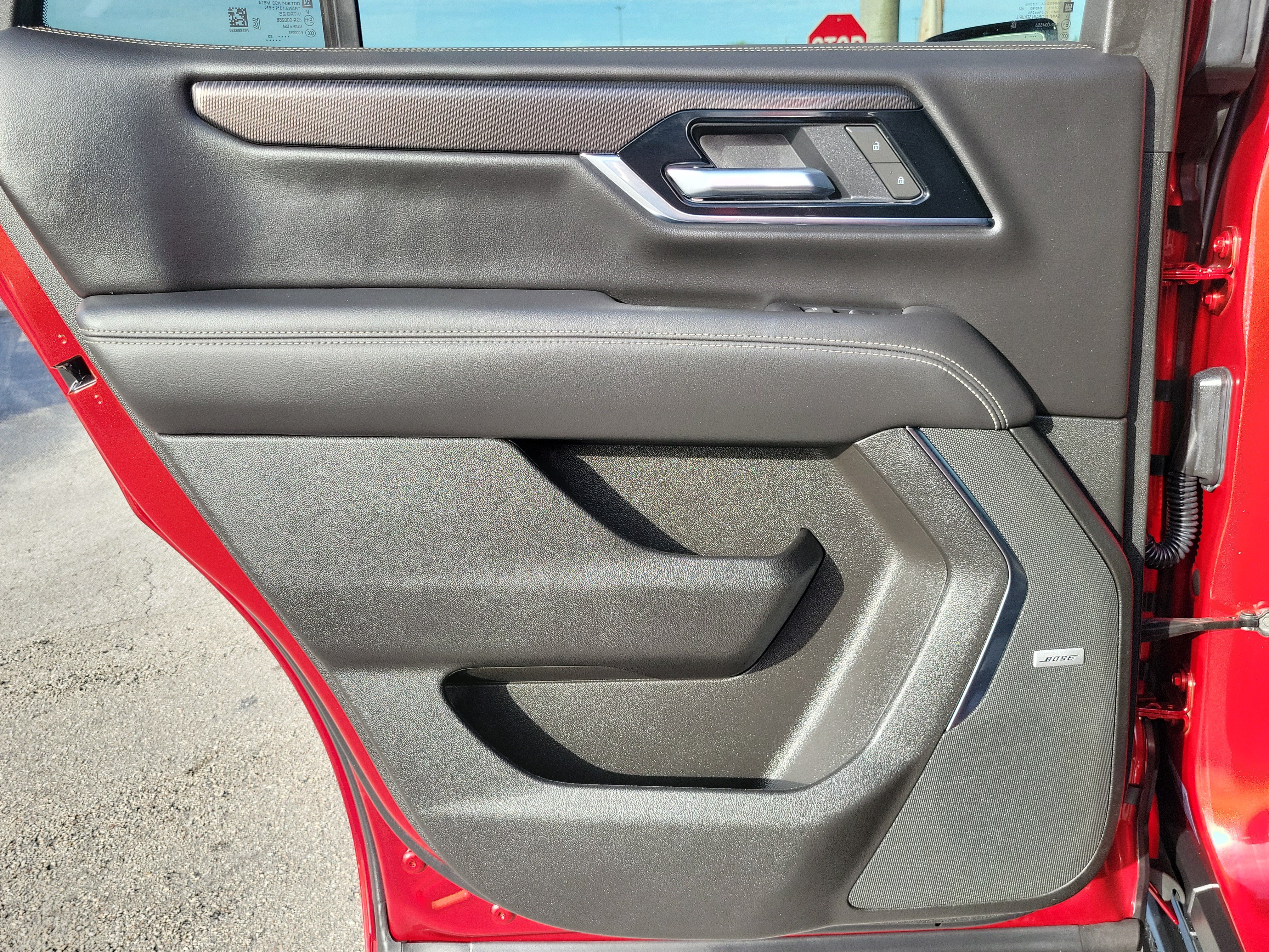 Used 2025 GMC Yukon Elevation RWD image 25