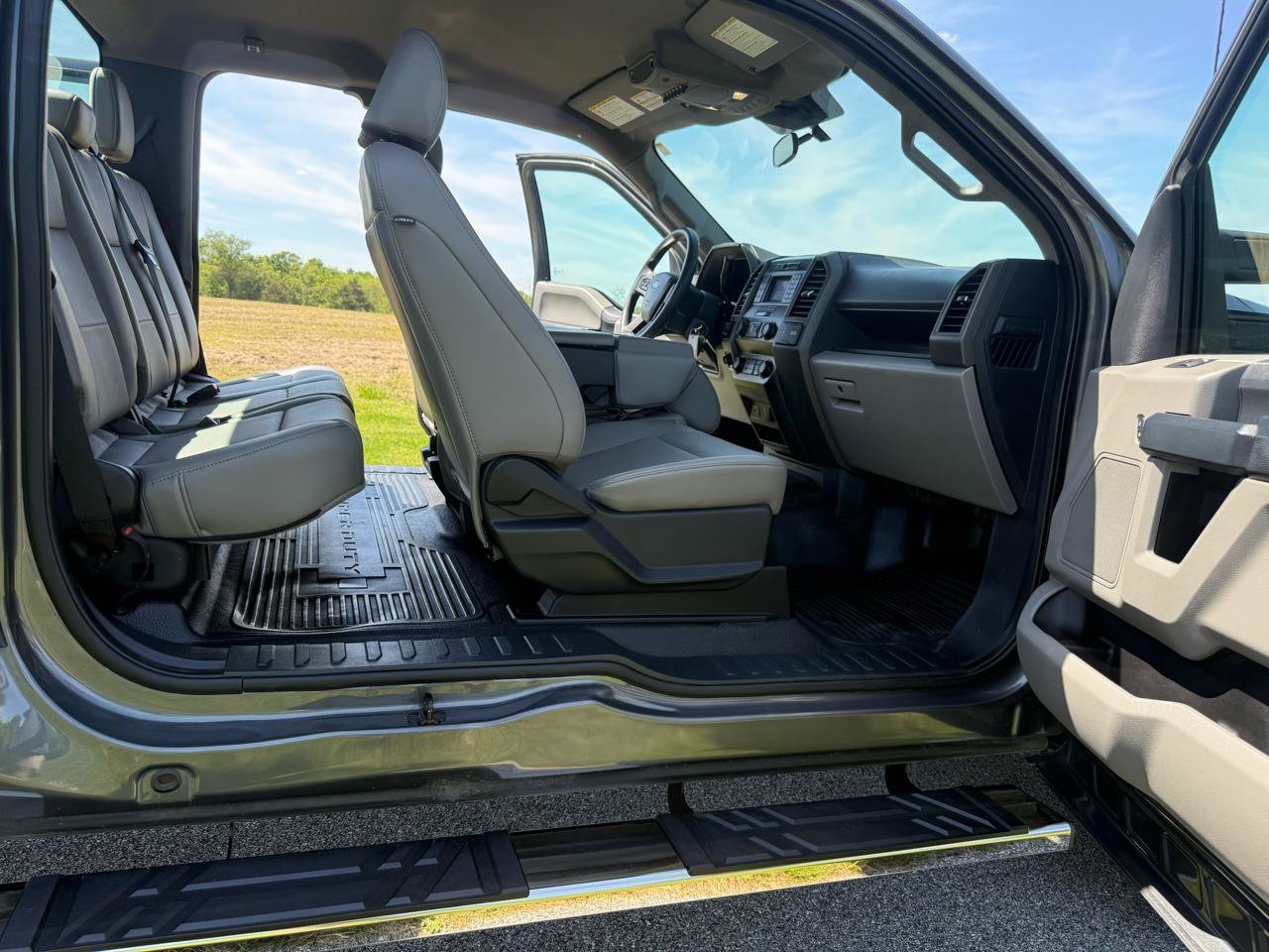 Used 2022 Ford F250 XL w/ Power Equipment Group AWD/4WD image 19
